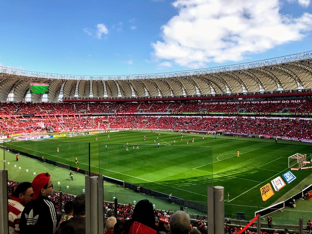 半场战报：巴西国际1-0桑托斯，帕特里克破门